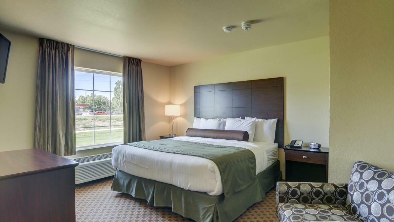 Cobblestone Inn&Suites-Kersey Extérieur photo